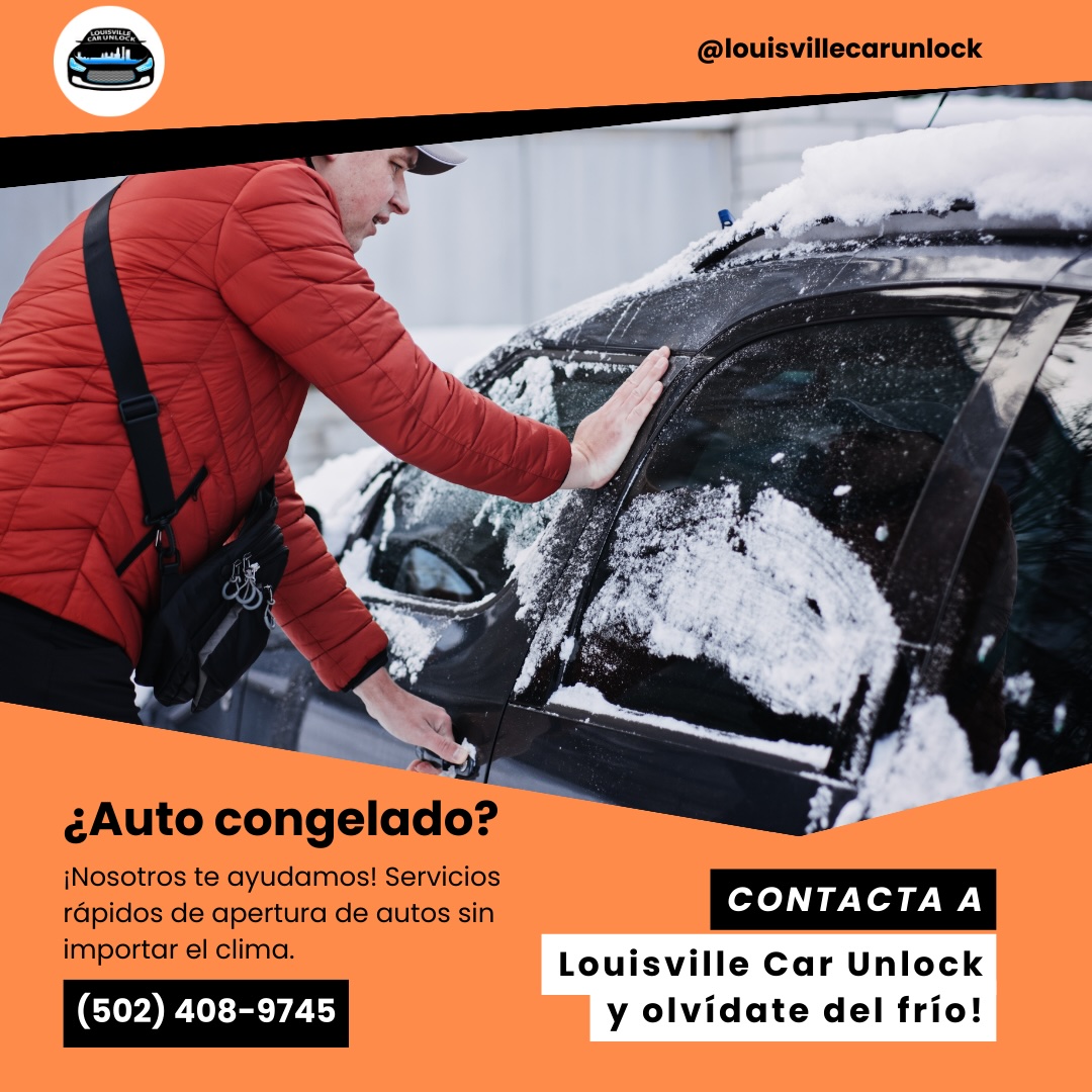 Cerrajero de Louisville Car Unlock abriendo un coche cubierto de nieve, demostrando el servicio rápido y eficiente en clima frío.